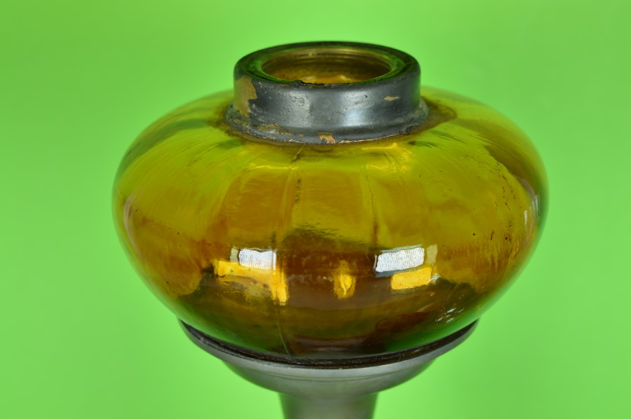 Olielamp tin en amberkleurig glas - Louis Borgsteijn
