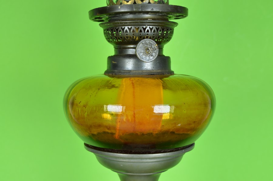 Olielamp tin en amberkleurig glas - Louis Borgsteijn