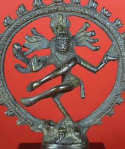 Dansende Shiva Nataraja op zwarte voet - metaal