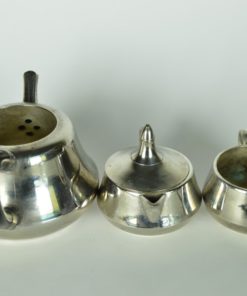 Theepot met melkkan en suikerpot - zilverkleurig metaal