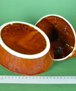 Eierhouder - Kip op nest - schaal met deksel - aardewerk