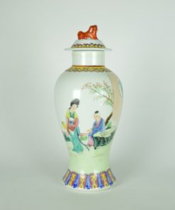 Gemberpot balustervormig - landschap kersenbloesem en dame en heer - porselein