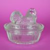 Kip op nest - kleurloos glas