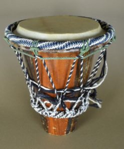 Trommel van hout, huid en touw