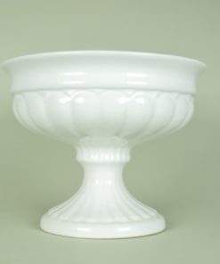 Schaal op voet nr. 231, Delfts wit Porcelyte