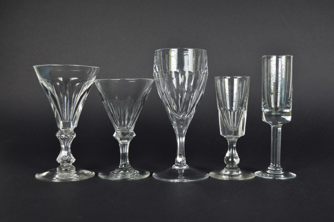 Diverse glazen - glas en kristal, set van 5